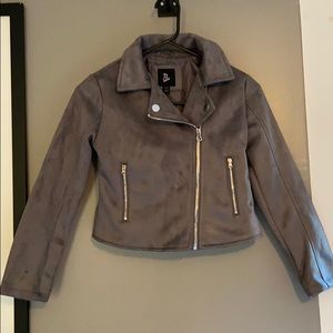 Girls Art Class gray faux suede moto jacket
